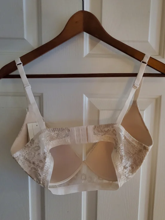 PARISIAN-INTIMATES-32/34 D/DD LIGHTLY LINED WIREFREE BRA In Candy Coconut - Picture 2 of 7